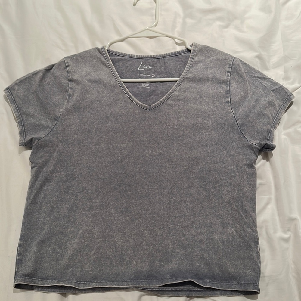 Grey/purple short sleeve shirt; OLIVIA RAE ; size large